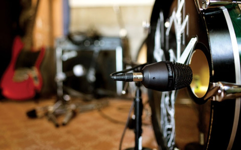 Shure PGA52 XLR mikrofon dynamiczny, instrumentalny, do "stopy" Shure PGA52 XLR mikrofon dynamiczny, instrumentalny, do "stopy"