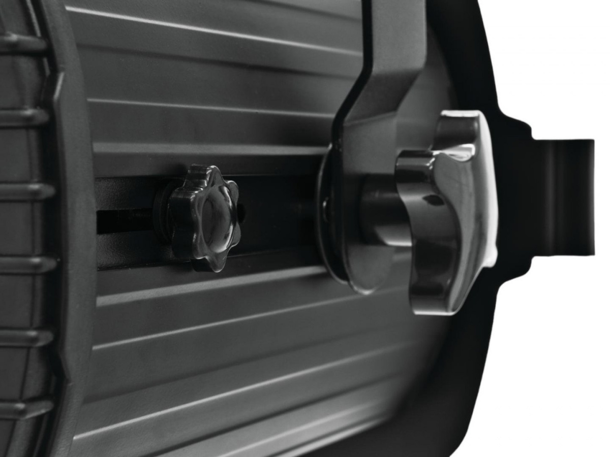 EUROLITE LED THA-50F reflektor teatralny EUROLITE LED THA-50F reflektor teatralny