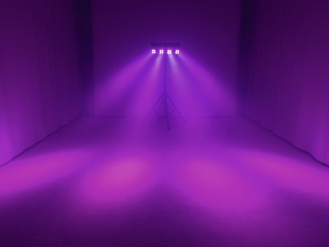 EUROLITE LED KLS-180 - Zestaw oświetleniowy
