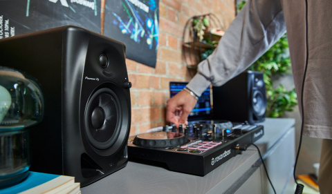 PioneerDJ DM-50D black monitory DJ PioneerDJ DM-50D black monitory DJ
