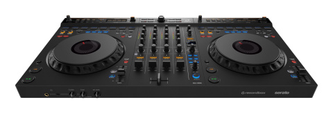DDJ-GRV6 to 4-kanałowy kontroler DJ-ski nowej generacji, który jest kompatybilny zarówno z rekordbox, jak i Serato DJ Pro DDJ-GRV6 to 4-kanałowy kontroler DJ-ski nowej generacji, który jest kompatybilny zarówno z rekordbox, jak i Serato DJ Pro