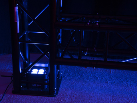 EUROLITE LED RELEKTOR TL-4 QCL RGB+UV