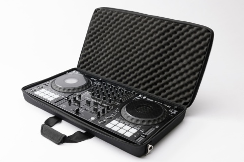Magma Bags CTRL Case XXL Plus II – Kompaktowa i Lekka Walizka DJ do FLX10, DDJ-GRV6 i MC-7000 | Lfx.com.pl Magma Bags CTRL Case XXL Plus II – Kompaktowa i Lekka Walizka DJ do FLX10, DDJ-GRV6 i MC-7000 | Lfx.com.pl