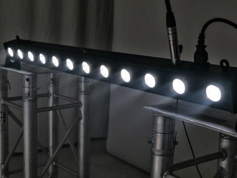 EUROLITE listwa LED BAR-12 QCL RGBW - dystrybutor Eurolite EUROLITE listwa LED BAR-12 QCL RGBW - dystrybutor Eurolite