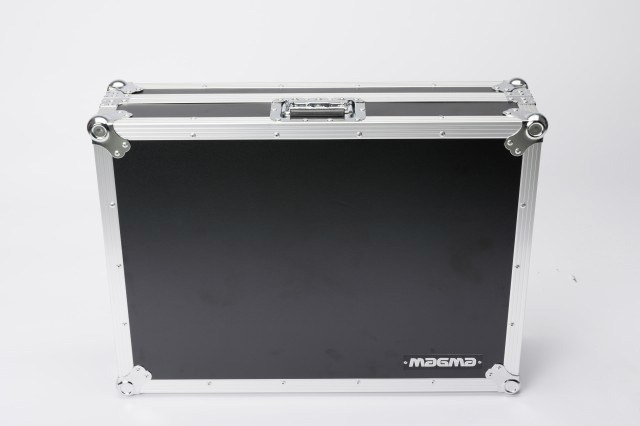 Magma - DJ Controller Workstation MC-7000 Magma - DJ Controller Workstation MC-7000