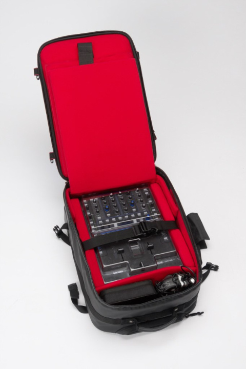 Magma RIOT Carry-on Trolley
