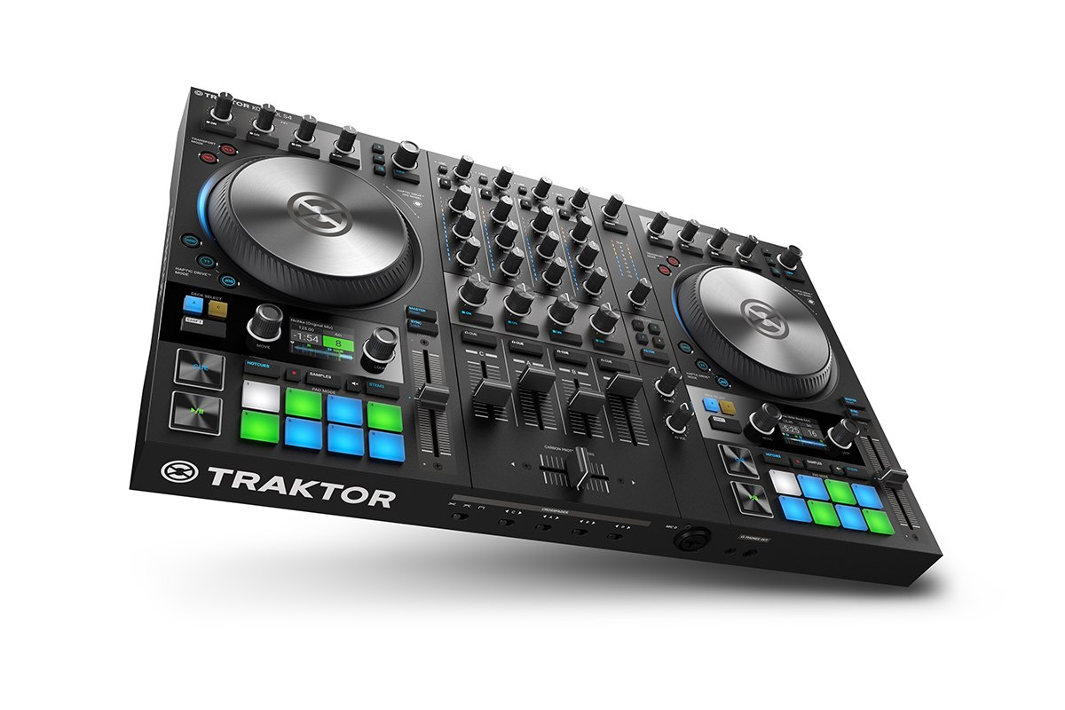 Native Instruments - TRAKTOR KONTROL S4 mk3 Native Instruments - TRAKTOR KONTROL S4 mk3