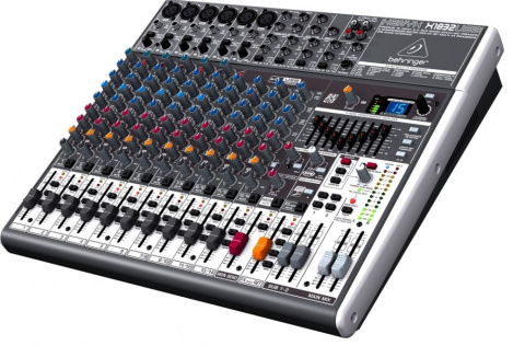 Behringer XENYX X1832USB - mikser audio z procesorem efektów i USB Behringer XENYX X1832USB - mikser audio z procesorem efektów i USB