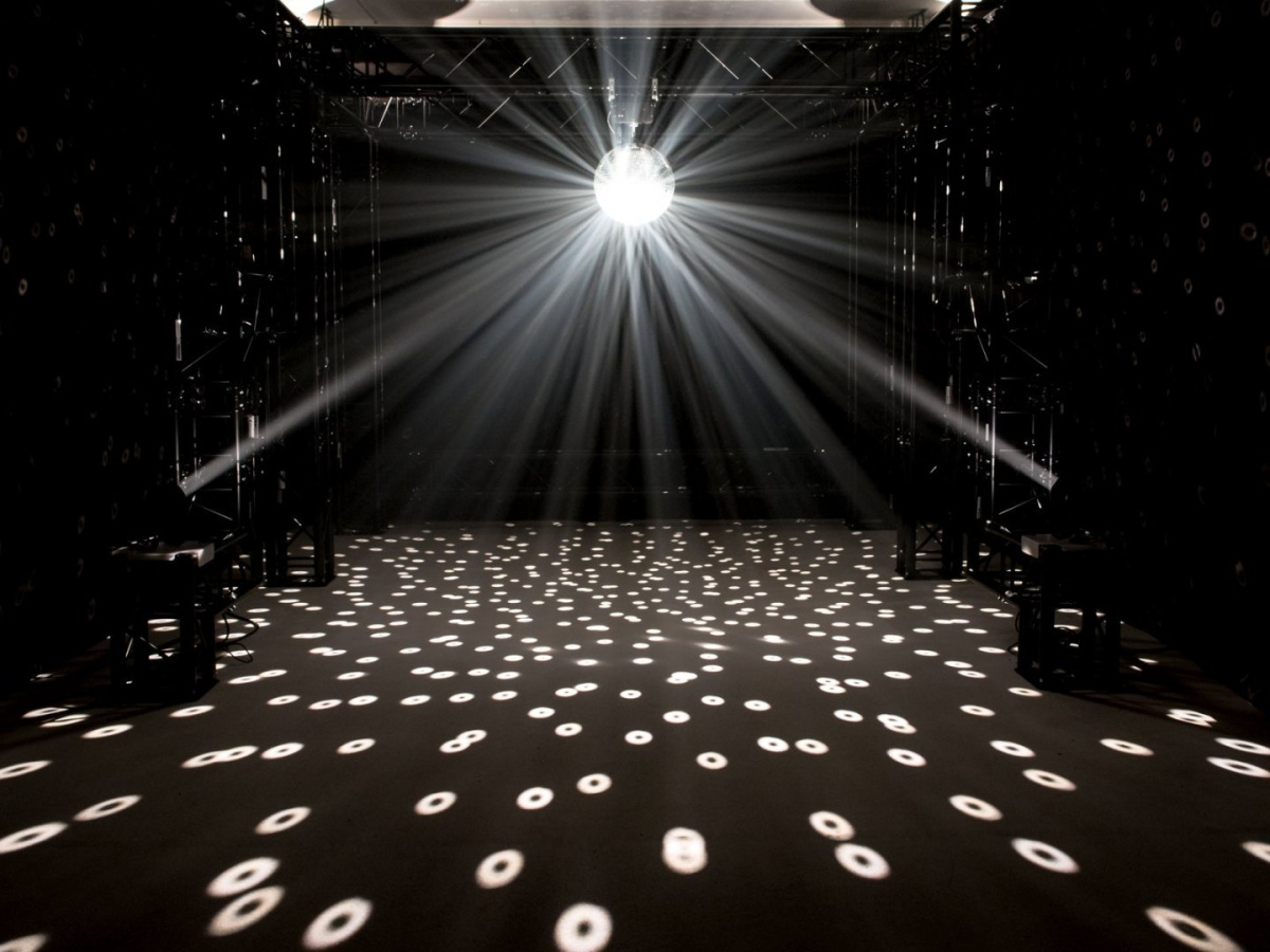 Eurolite - Reflektor PAR LED Pinspot LED PST-15W MK2 WW Floor Spot/Wash Eurolite - Reflektor PAR LED Pinspot LED PST-15W MK2 WW Floor Spot/Wash